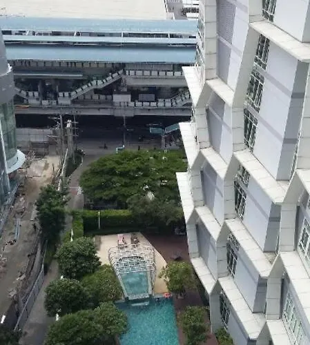 High-class 2bed Skyview Just 1-step From Bts Onnut