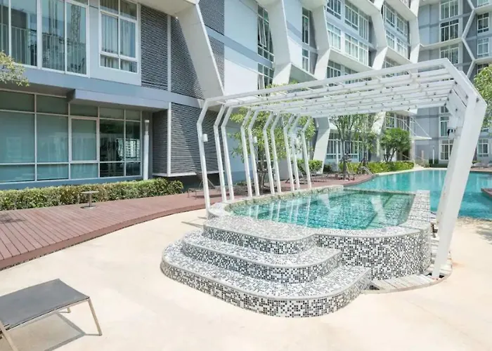 High-class 2bed Skyview Just 1-step From Bts Onnut *