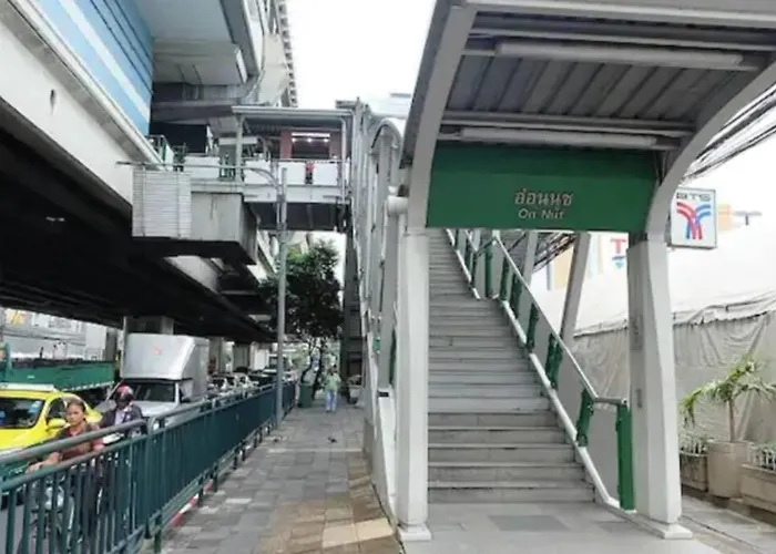 High-class 2bed Skyview Just 1-step From Bts Onnut Apartment Bangkok