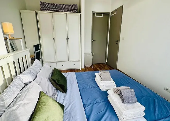High-class 2bed Skyview Just 1-step From Bts Onnut *