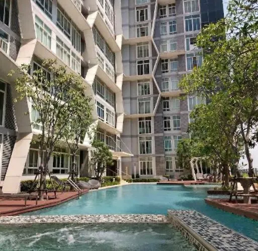 High-class 2bed Skyview Just 1-step From Bts Onnut Apartment Bangkok