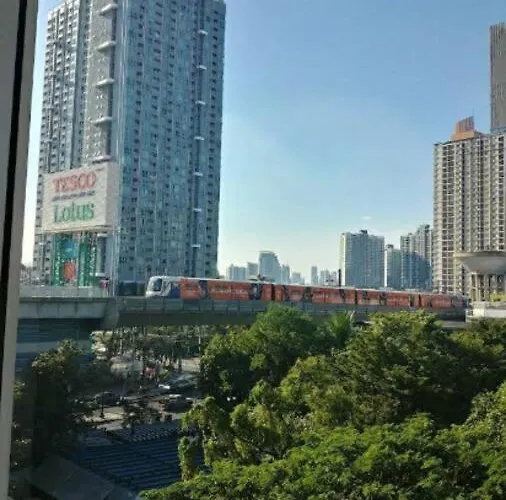 High-class 2bed Skyview Just 1-step From Bts Onnut Apartment *