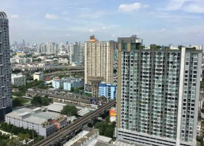 High-class 2bed Skyview Just 1-step From Bts Onnut Apartment *